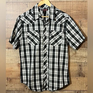 🌻Tony Hawk Black & White Men’s size Medium Plaid Snap Button Shirt Outdoor